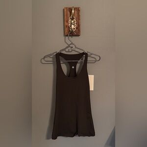 Lululemon Athletica Gray Fitted Sleeveless Tank Top